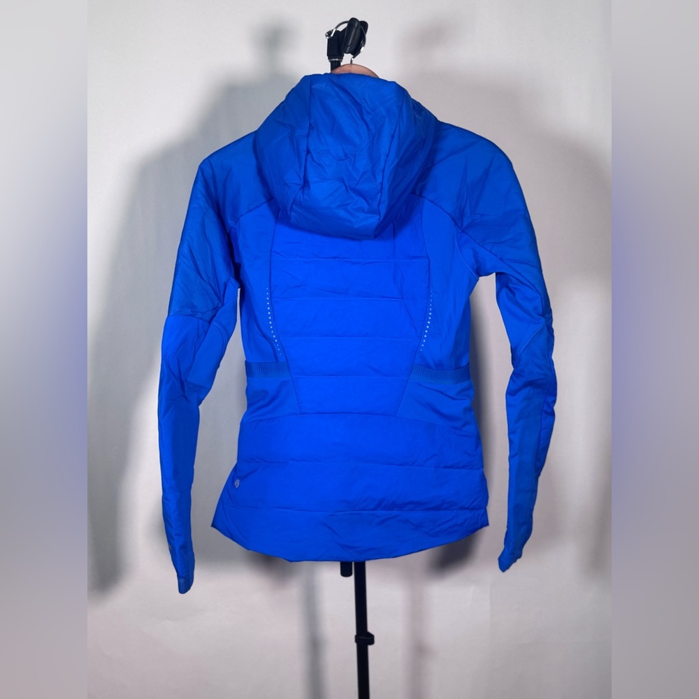 NWOT Lululemon Down for It All Jacket Pipe Dream Blue ! - Picture 7 of 9